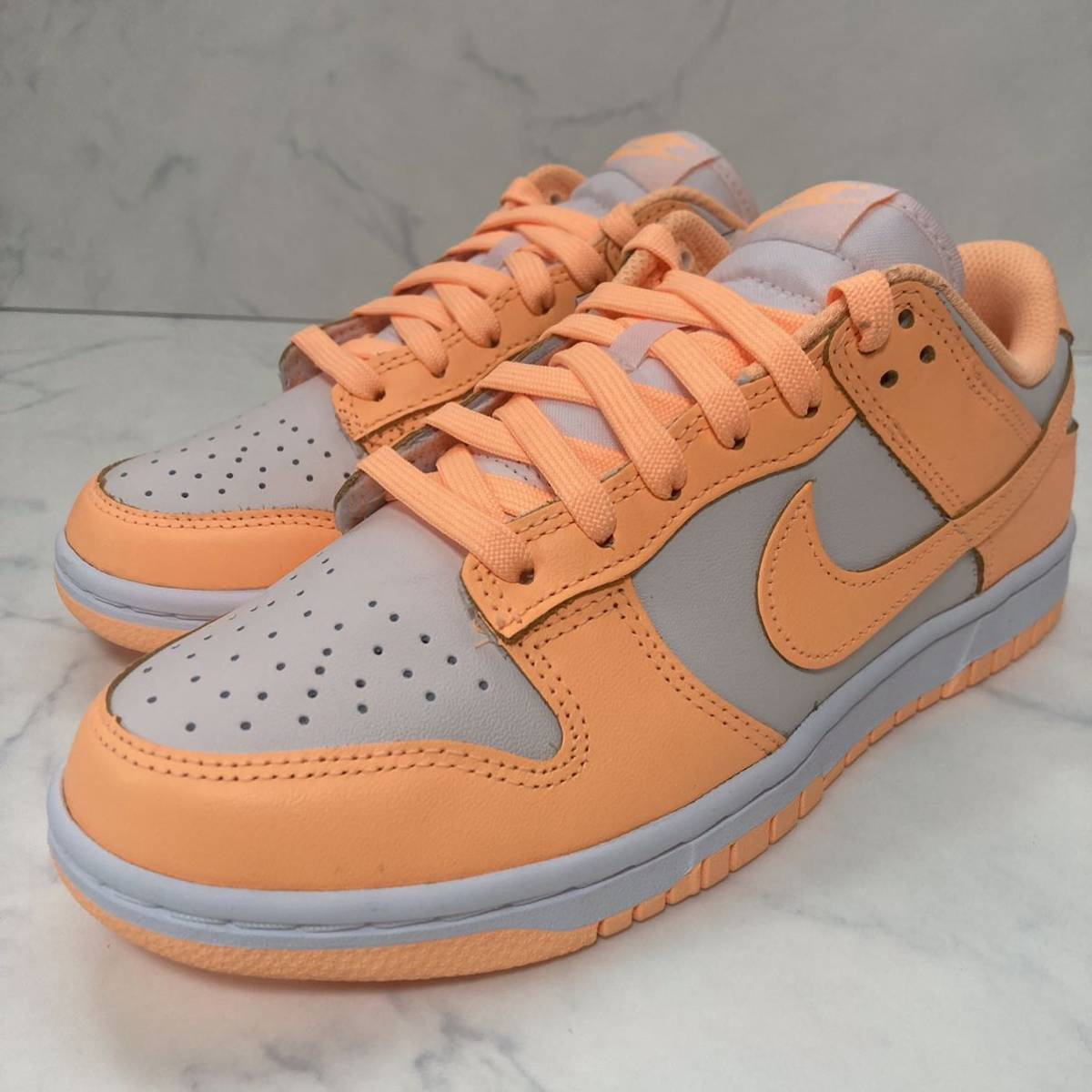 ★送料無料★【新品未試着 完売品】24cm Nike WMNS Dunk Low Peach Cream ナイキ ウィメンズ ダンク ロー ピーチクリーム_画像2