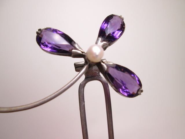感謝の声続々！ 【江月】アンティーク・巴 本真珠飾り紫水晶クローバーのかんざし 5,88g 共ケース付 かんざし