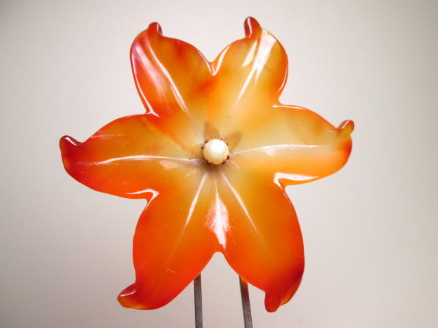 【江月】アンティーク・本瑪瑙 本真珠飾りの可愛い花のかんざし