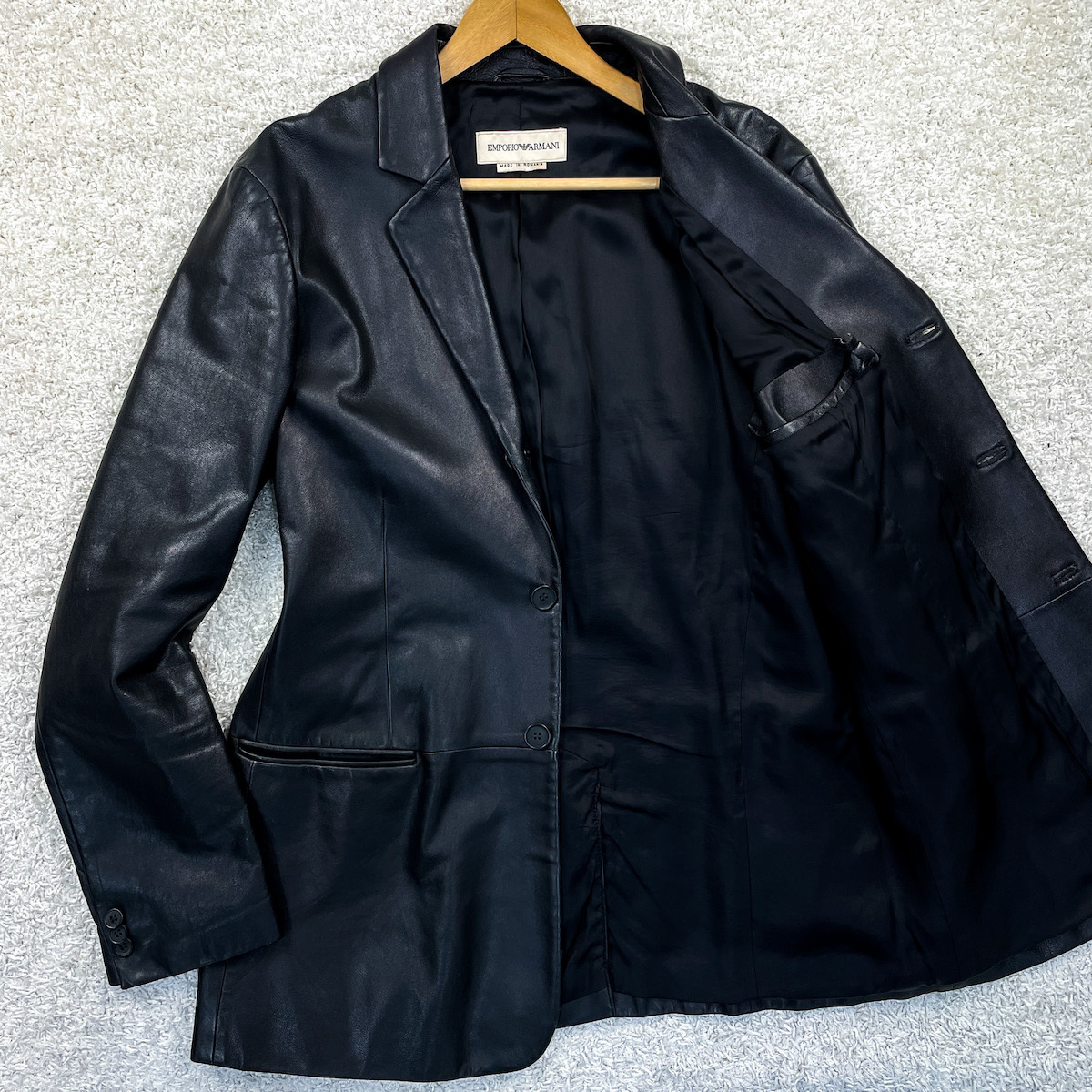 クポイント 【EMPORIO ARMANI】上質な着こなし◎シープスキン 羊革