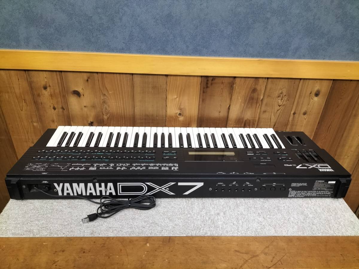 現状 YAMAHA ヤマハ DX7II-DF シンセサイザー ハードケース付 22121001