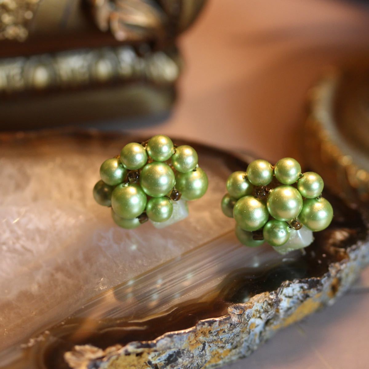 USA VINTAGE COLOR PEARL STONE DESIGN EAR CLIPS/アメリカ古着カラーパールストーンデザインイヤリング