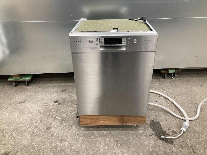 M-795 2016年製 BOSCH ビルトイン食器洗浄機 SD6P9B 単相200V 幅600×奥行575×高さ820mm 食洗 厨房機器 飲食店_画像1
