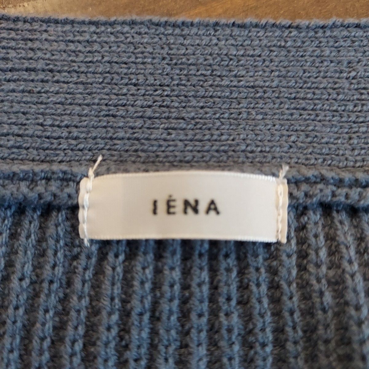 IENA イエナ 2021SS 片畦ボリュームスリーブVネックカーディガン IENA イエナ 2021SS 片畦ボリュームスリーブVネックカーディガン