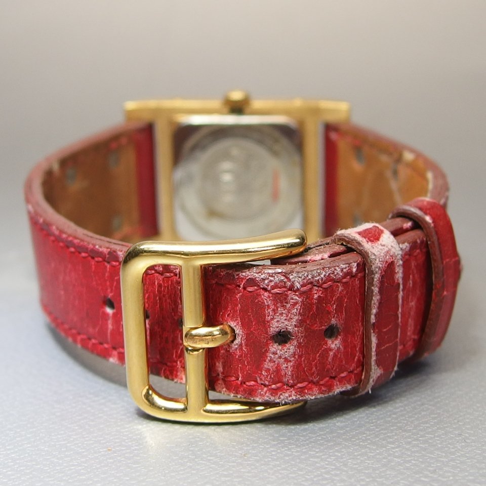 期間限定30%OFF! HERMES エルメス 腕時計 メドール ピラミッド