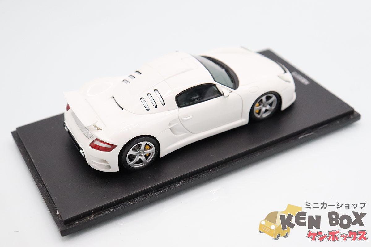 USED S=1/43 Spark スパーク KBS073 Porsche ポルシェ RUF CTR3 白 2009 中国製 現状渡しの画像2