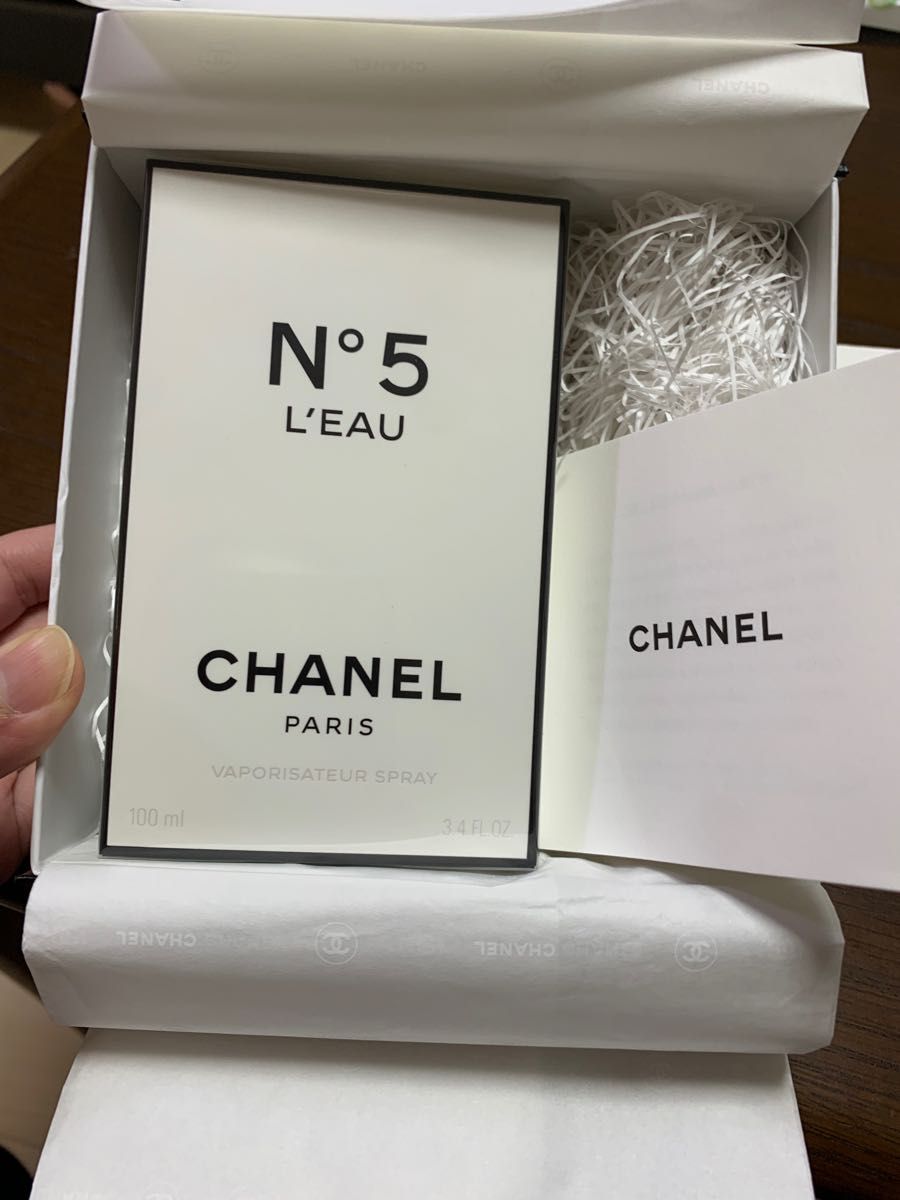 シャネルNo5 LEAU ロー オードゥ トワレット ヴァポリザター100ml 香水