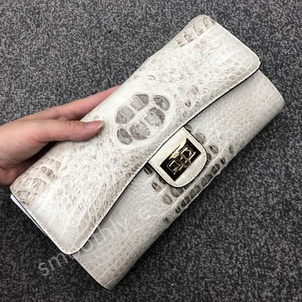 【全商品オープニング価格 特別価格】 優雅 横長型 セカンドバッグ レディースバッグ 本物ワニ革 背革、頭革 特大コブ クロコダイルレザー パーティバッグ ホワイト クラッチバッグ、パーティバッグ 【全商品オープニング価格 特別価格】 優雅 横長型 セカンドバッグ レディースバッグ 本物ワニ革 背革、頭革 特大コブ クロコダイルレザー パーティバッグ ホワイト クラッチバッグ、パーティバッグ