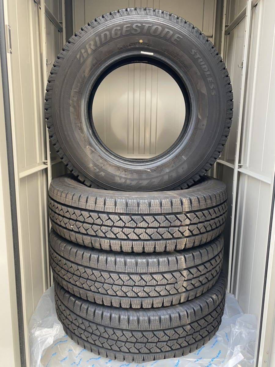 冬バリ溝!195/80R15 107/105スタッドレスタイヤ4本セット ハイエース