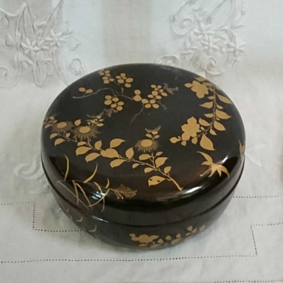 輪島塗 蓋付き菓子入れ 蒔絵 菓子鉢 蓋もの 草花鳥蒔絵 金蒔絵 和骨董