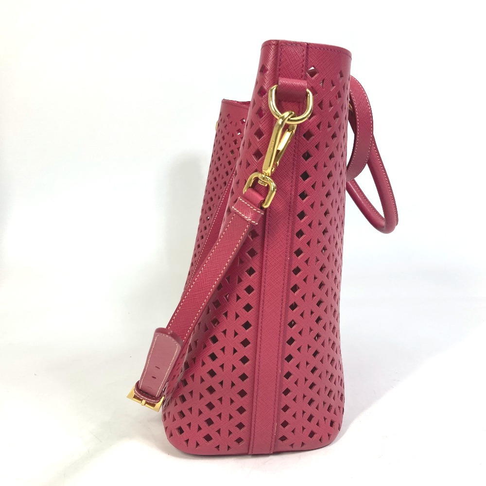 PRADA プラダ BR5016 ショルダーバッグ 肩掛け パンチング加工 三角