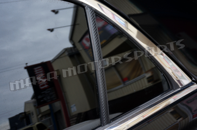 CHRYSLER クライスラー300c ツーリング DODGE マグナム チャレンジャードアピラーカスタムカーボンシート 外装 パーツ _300c/施工例