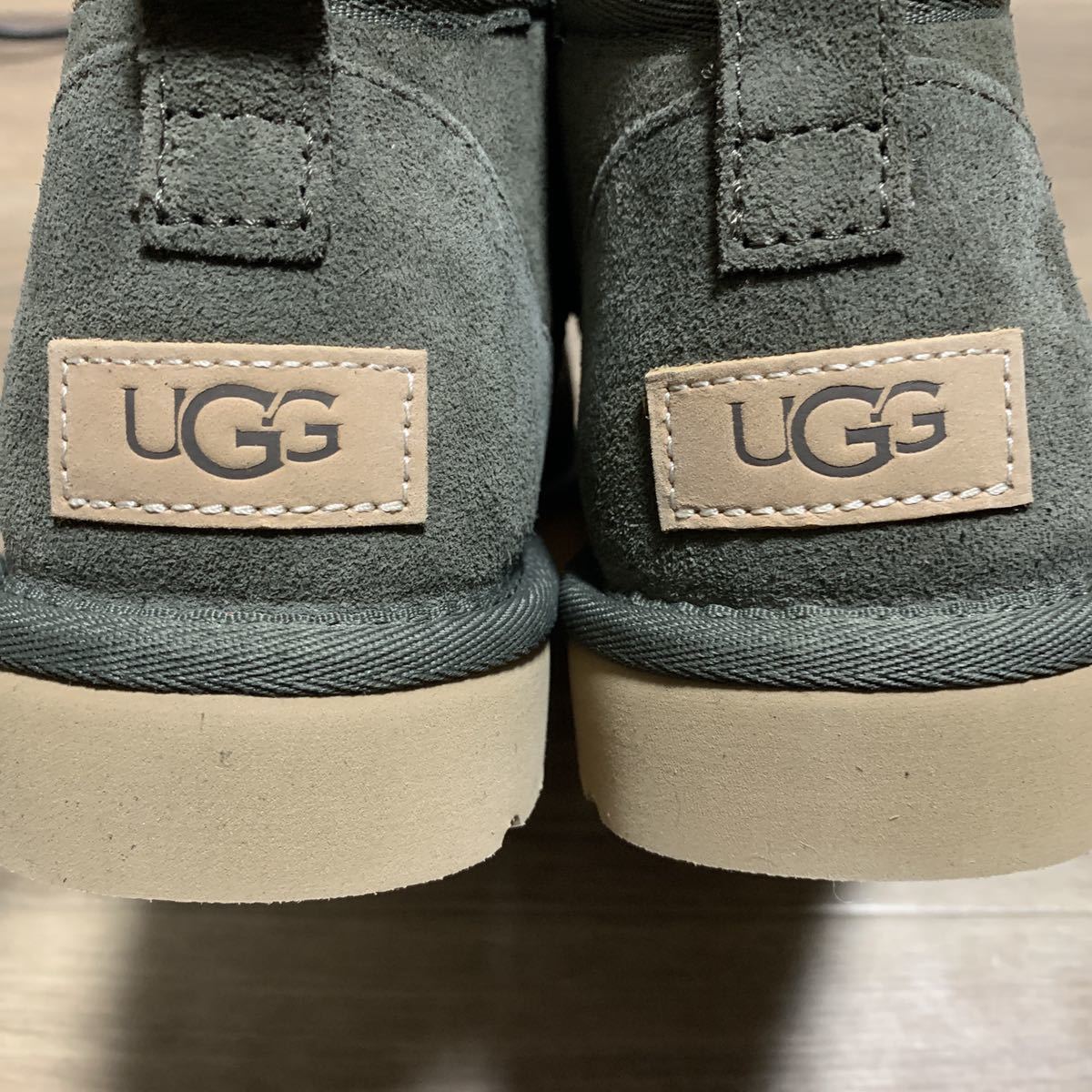  new goods unused! regular goods UGG mouton Classic Ultra mi varnish rate 23cm