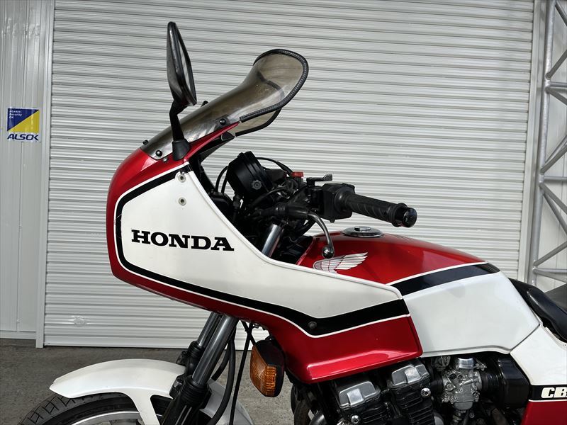 CBX550Fインテグラ PC04型 赤白41710 1985年式 HONDA エンジン実働!吹け上がり良好!現状販売/輸入新規.国内未登録/豊橋市/E41122-10-190W_画像7