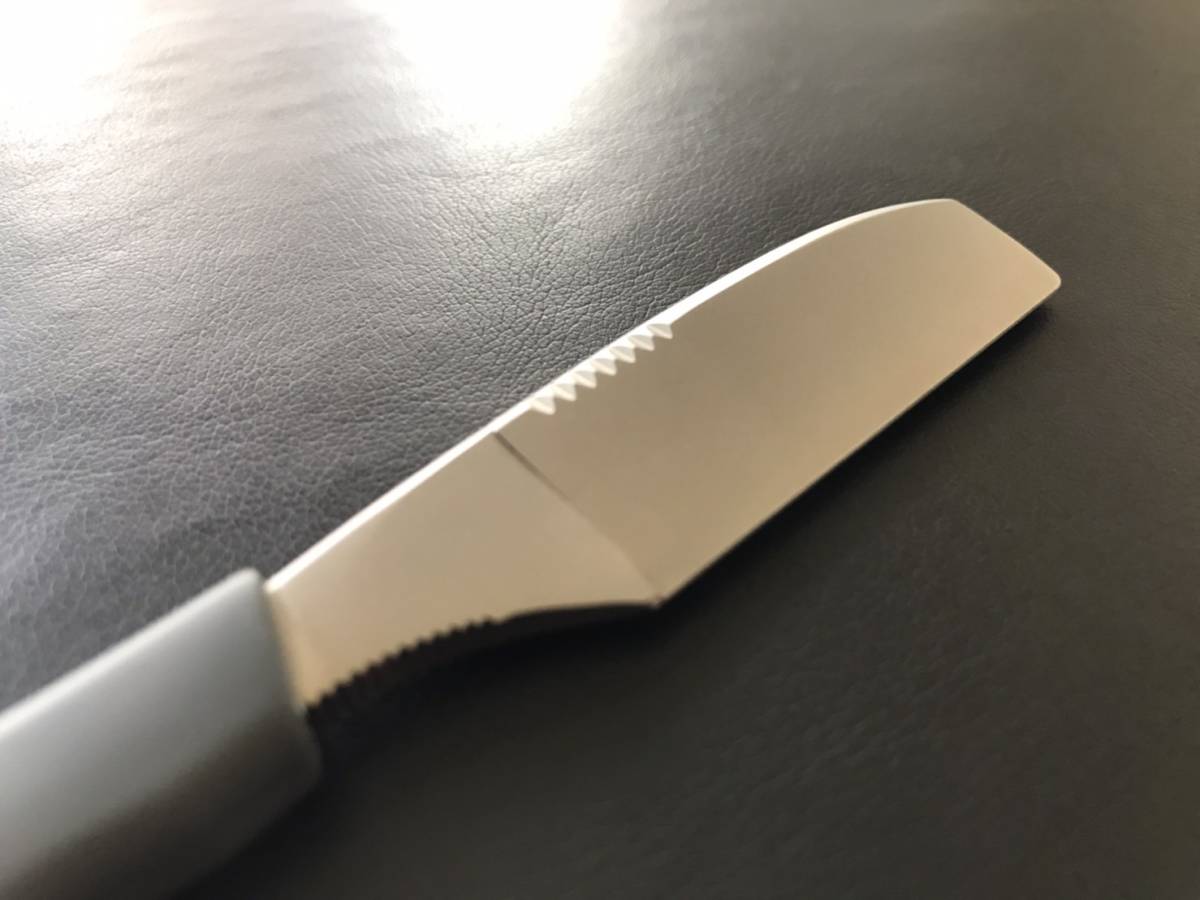 昔 理容師 剃刀 古い カミソリ 日本刀 ナイフ 箱入りセット 【コンビニ