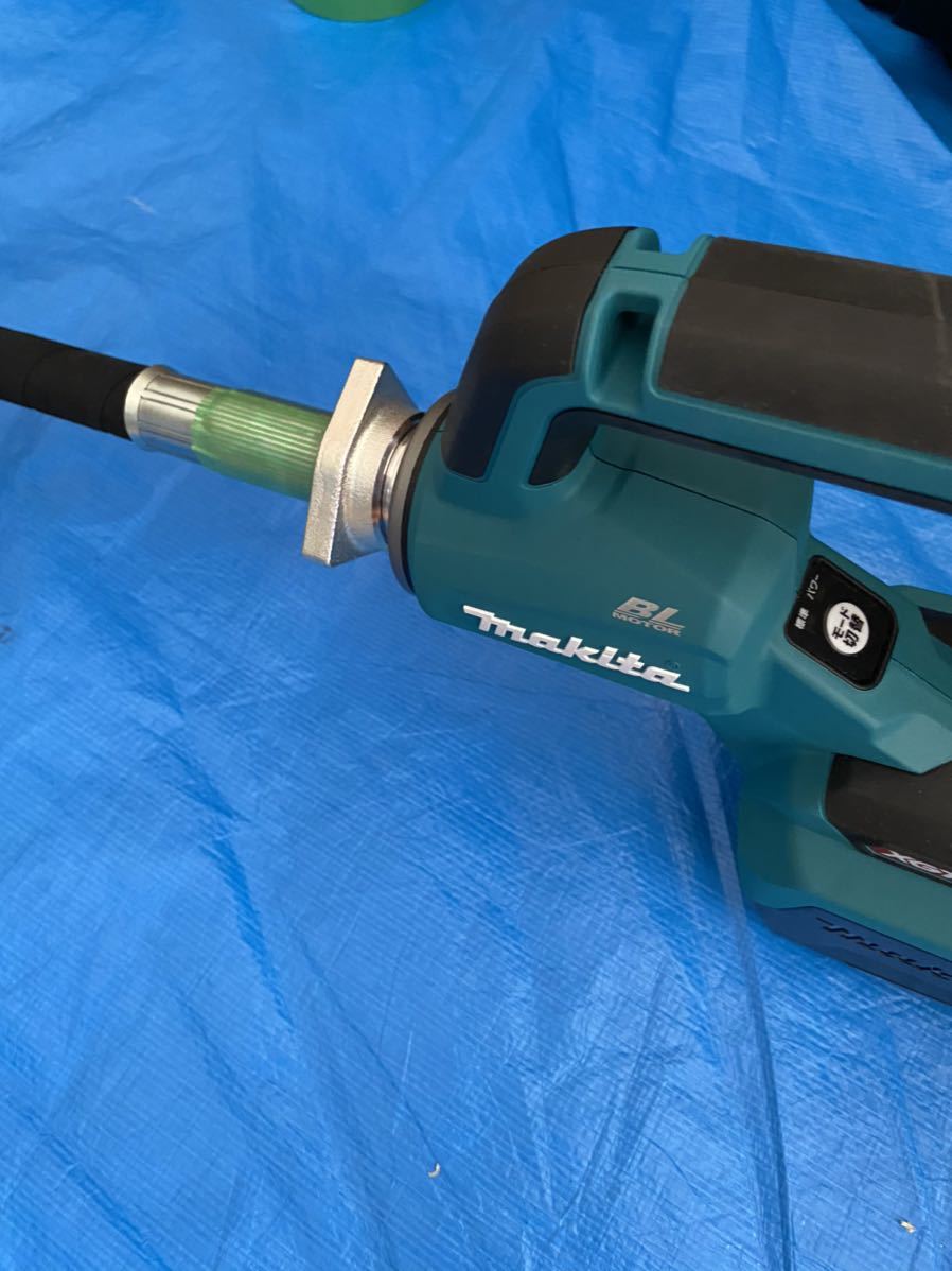 マキタ40V ハイコーキ36V兼用1300幅タンパー28ミリ振動部80センチ