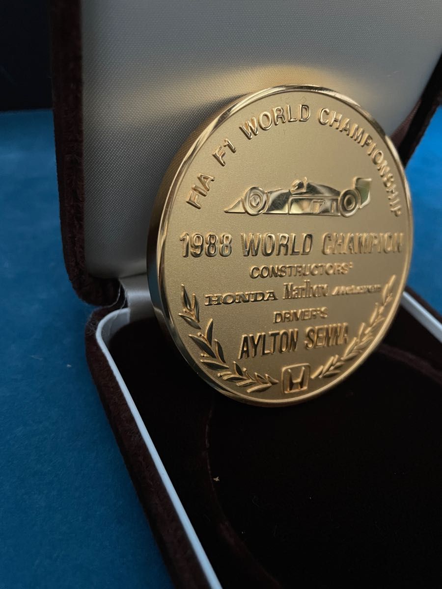 新品】F1 1988年 WORLD CHAMPION アイルトンセナ メダル|Yahoo 新品】F1 1988年 WORLD CHAMPION アイルトンセナ メダル|Yahoo