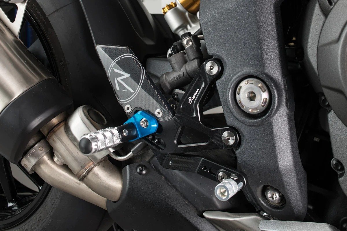 [ внутренний наличие ]LighTechlai Tec регулируемый подножка комплект R Version TRIUMPH SPEED TRIPLE 1200 RS Triumph Speed Triple 