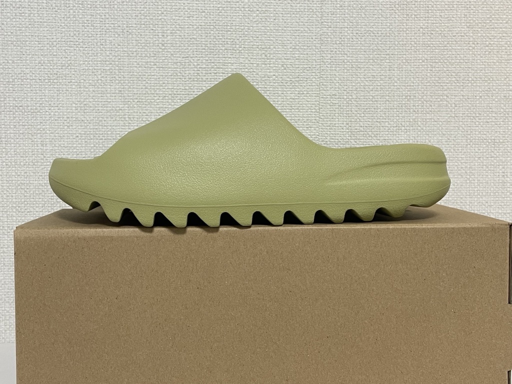【送料無料/26.5cm】adidas YEEZY Slide Resin 【FZ5904】_画像4
