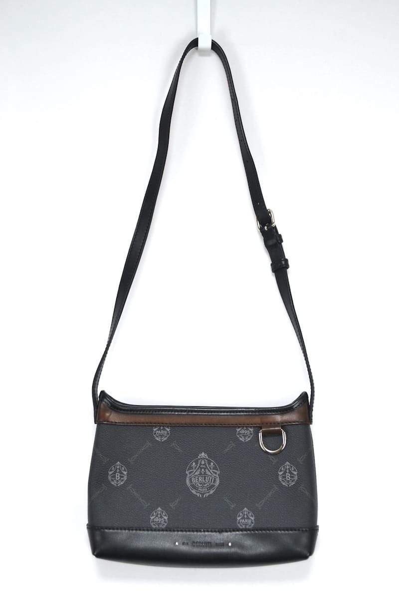 新品 国内定価18万 20FW (BERLUTI) Escapade Black + TDM ベルルッティ エスカパード キャンバス&レザー メッセンジャー ショルダーバッグ_画像3