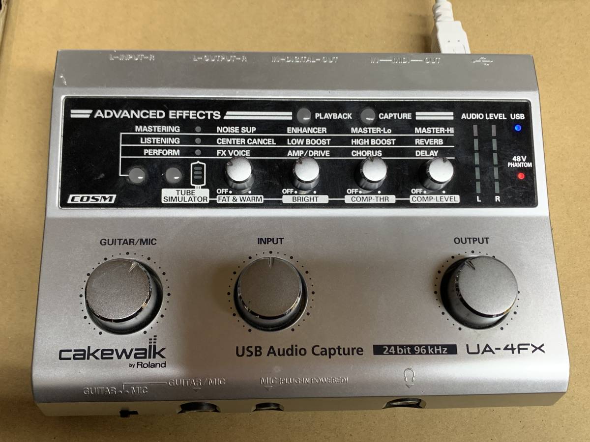 Roland EDIROL UA-4FX аудио интерфейс электризация только Junk 