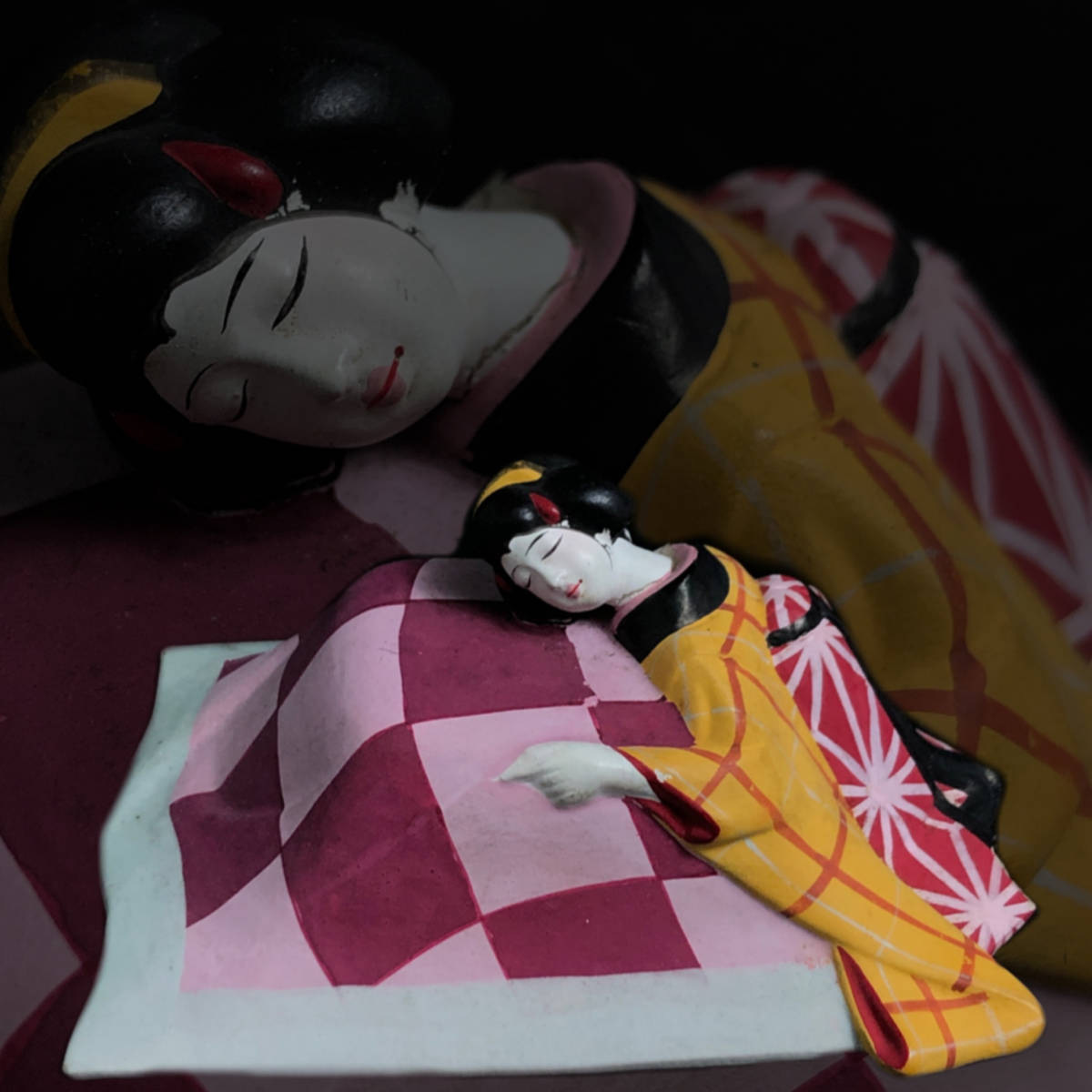 珍品 土人形 春画お多福像 隠春画 枕絵 置物 V 2363