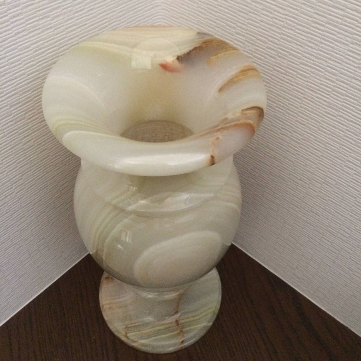 Yahoo!オークション - 天然大理石 花瓶 高さ30cm 重さ5kg Yahoo!オークション - 天然大理石 花瓶 高さ30cm 重さ5kg