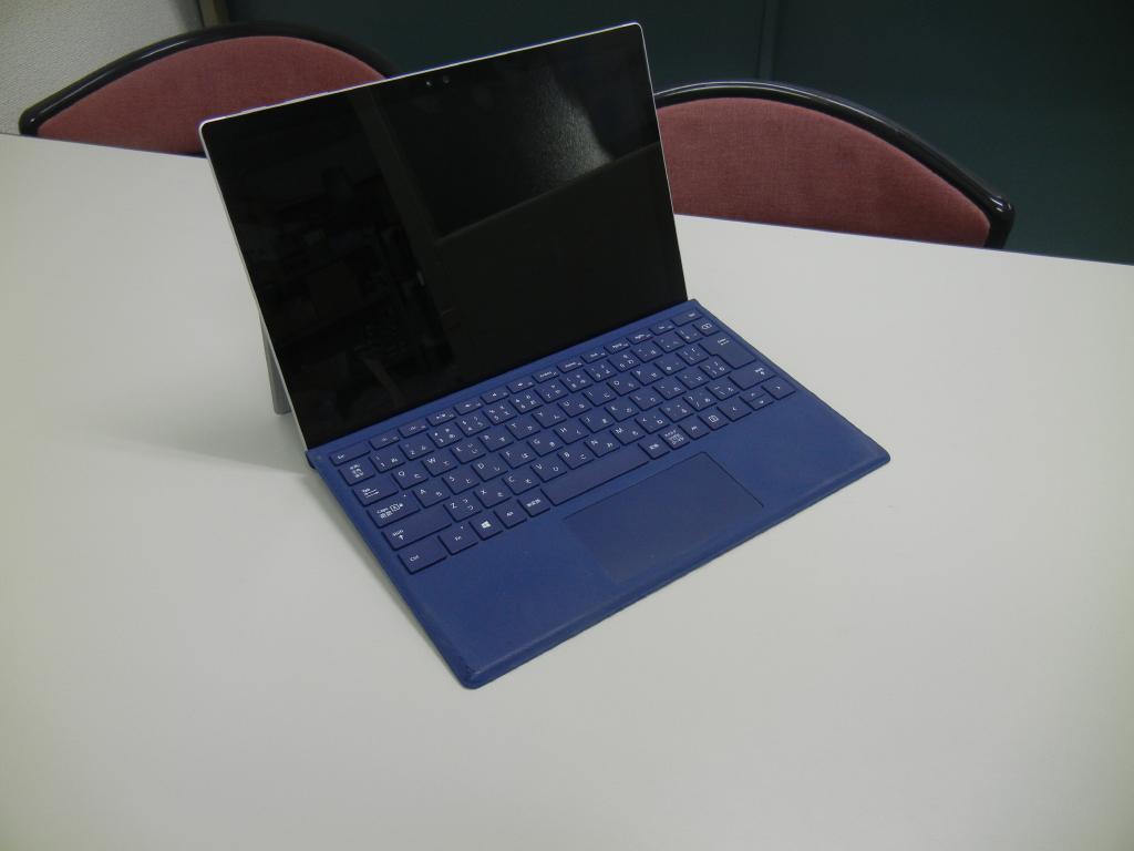 ジャンク Microsoft SurfacePro4 m3-6Y30 メモリ4GB SSD128GB サーフェイス S55_画像1