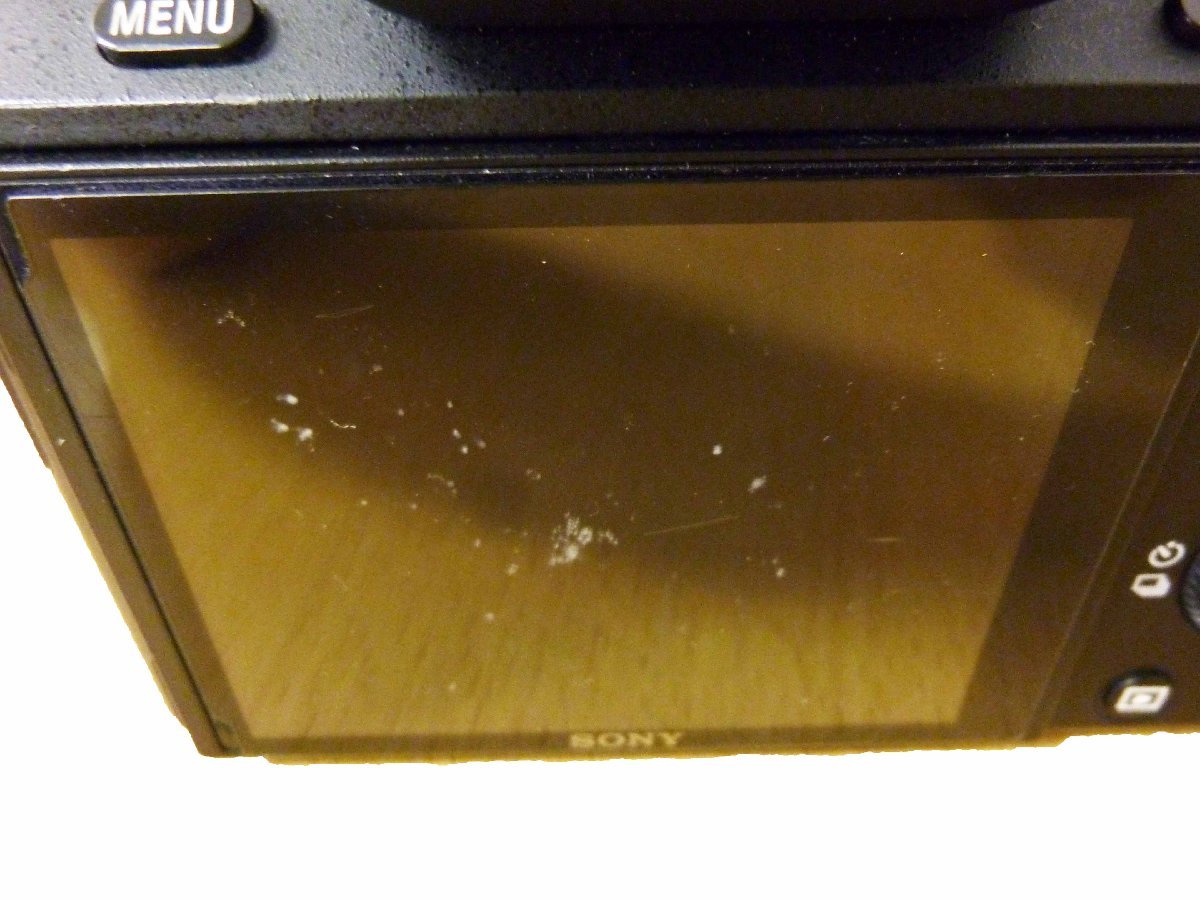 SONY ILCE-7RM2 α7RⅡ ミラーレス一眼 カメラ ボディのみ バッテリーチャージャー付属 ソニー w580_画面に傷が付いています。