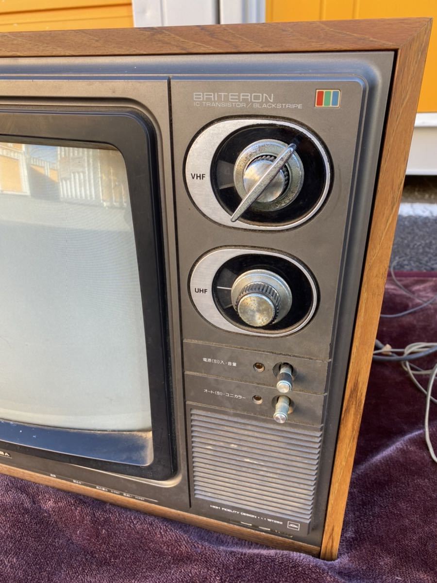 Yahoo!オークション - 昭和レトロ カラーテレビ ブラウン管 Yahoo!オークション - 昭和レトロ カラーテレビ ブラウン管