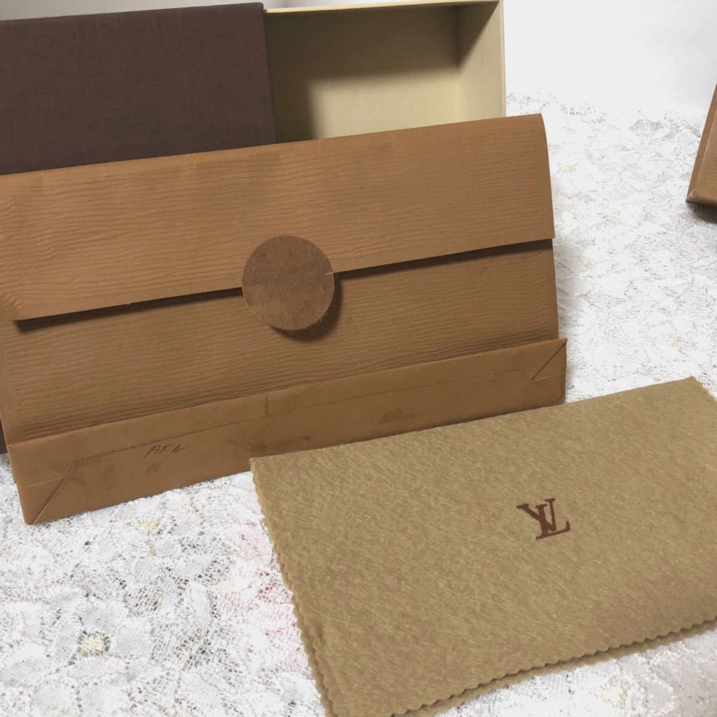 ルイヴィトン「LOUIS VUITTON」小物用空箱 まとめて いろいろ ルイヴィトン「LOUIS VUITTON」小物用空箱 まとめて いろいろ