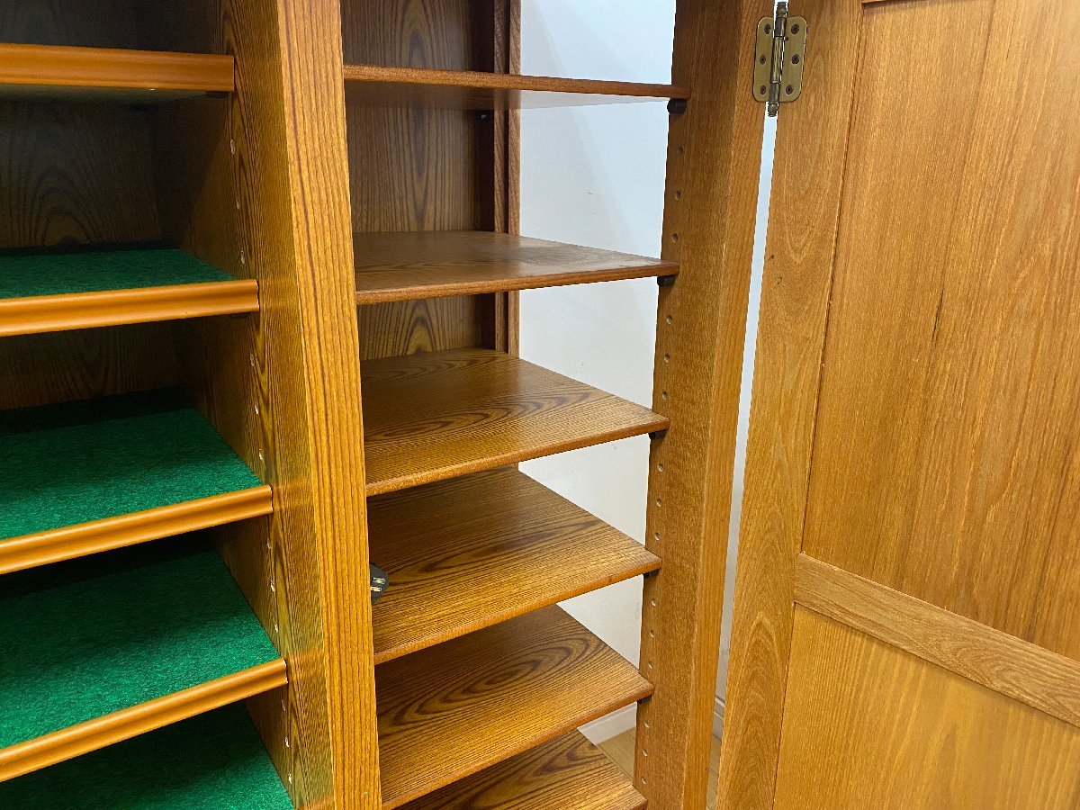 ◇臼井家具工芸 十万石印 下駄箱 シューズボックス 片足付 欅 ケヤキ 名古屋市 和風 伝統工芸 靴入れ 靴箱 日本家屋_画像8