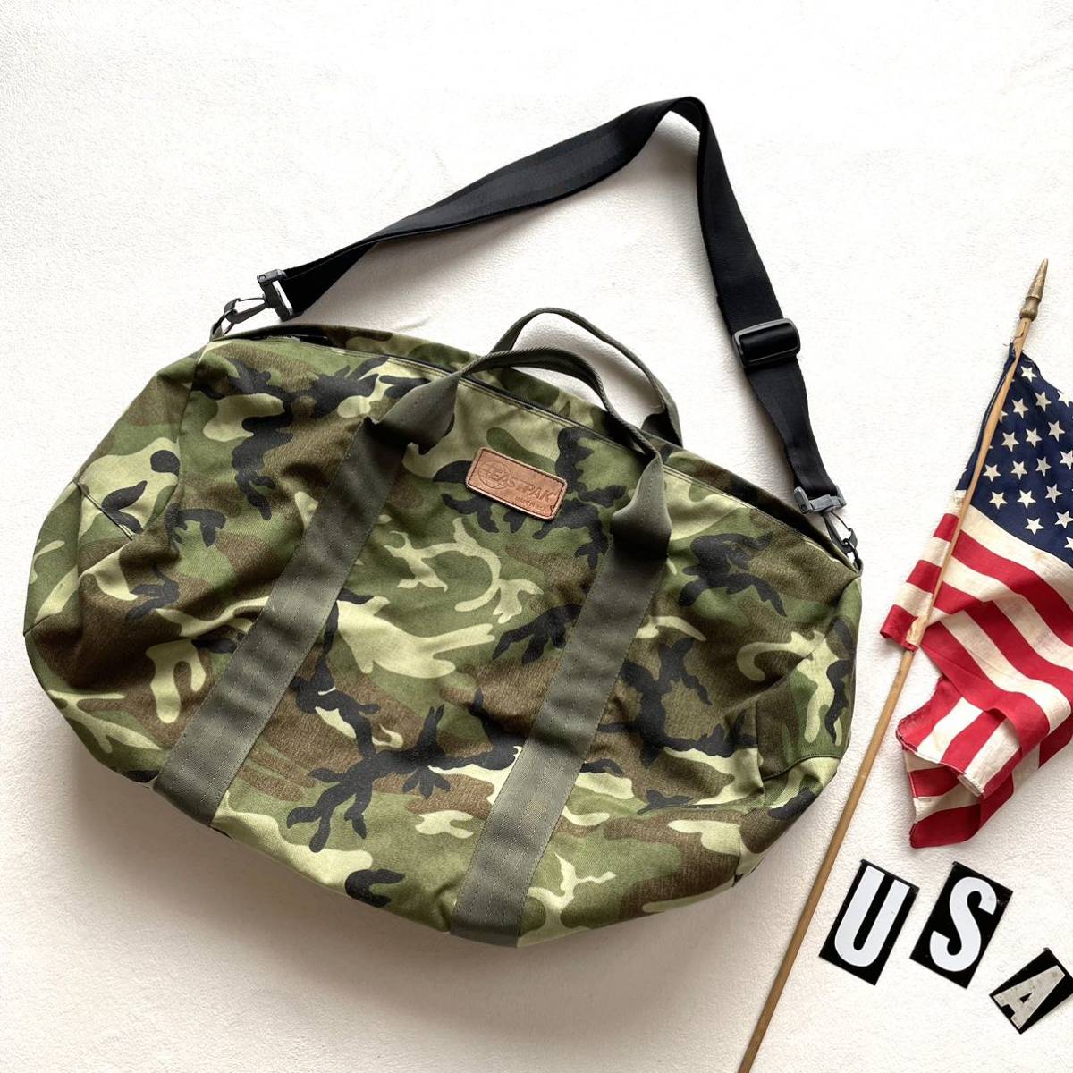 [ condition excellent!] East pack Vintage Boston bag 2way bag USA made America Old American old clothes camouflage wood Land duck Vintage 