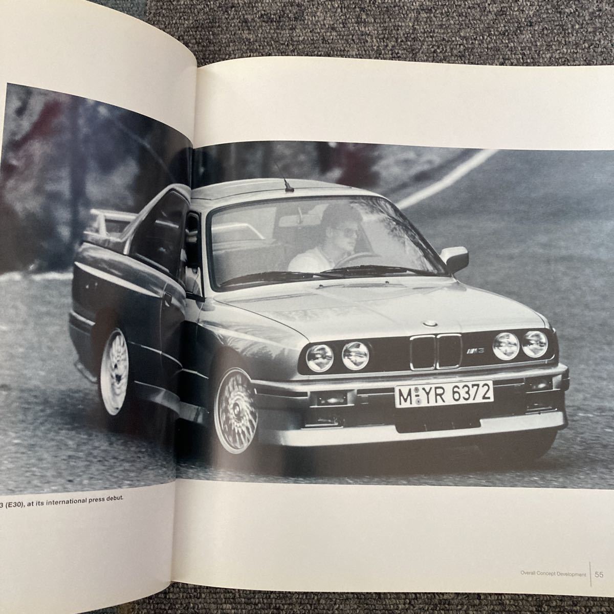 洋書古本 希少BMW DIMENSIONS 3シリーズの画像5