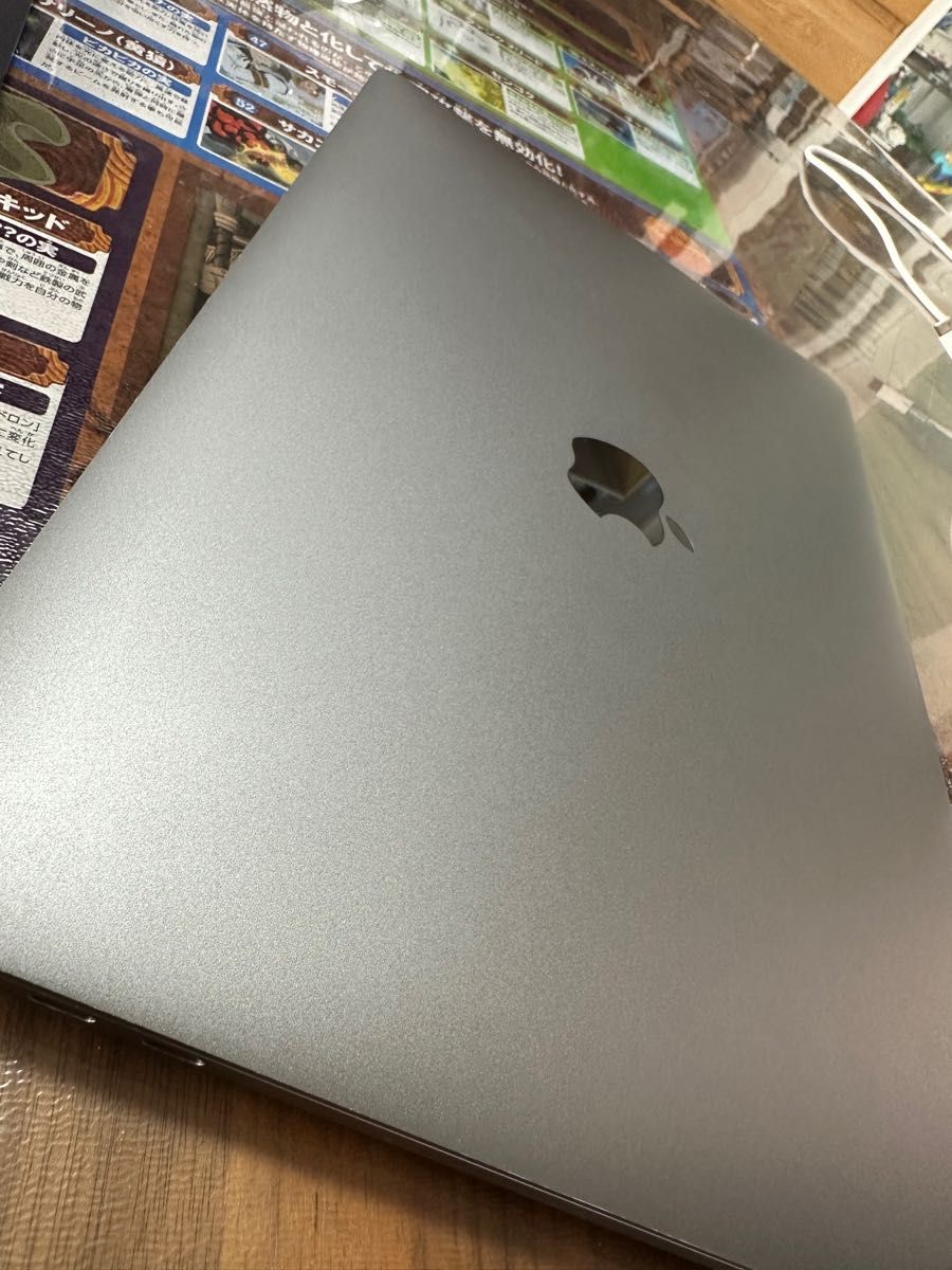 美品】Macbook pro 13インチ 2017 8GB SSD512GB タッチバー付き ノート