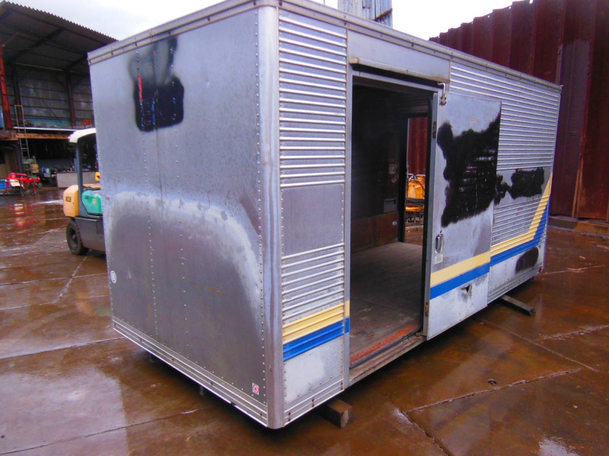 油谷 №4110 アルミバン 4350㎜×2050㎜×高さ2300㎜ 2トンロング アルミ荷箱 コンテナ 屋外 倉庫 物置 箱車 プレハブ 離れ 中古 ガレージ_画像2
