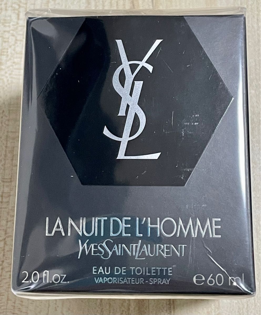 LA NUIT DE L'HOMME YVES SAINT LAURENT ラニュイドロム イヴ・サンローランオードトワレ60ml