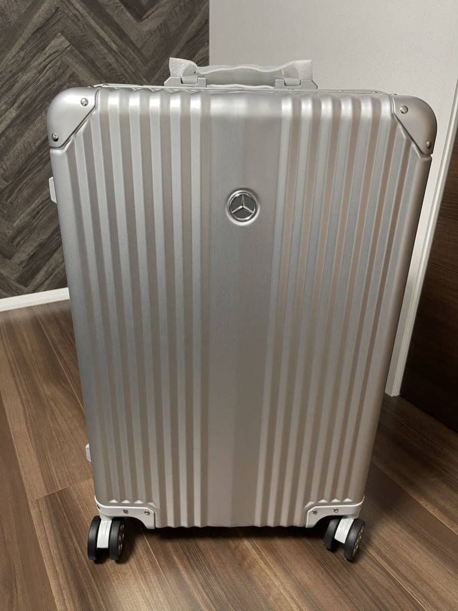 送料無料)メルセデス・ベンツ スーツケース 新品未使用 65L シルバー