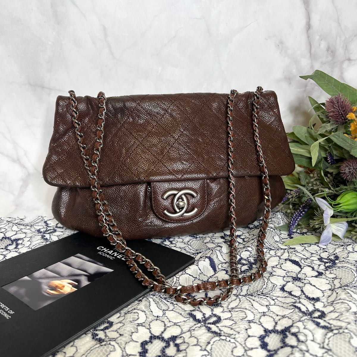 安心の日本製 CHANEL シャネル キャビアスキン マトラッセ コンパクト