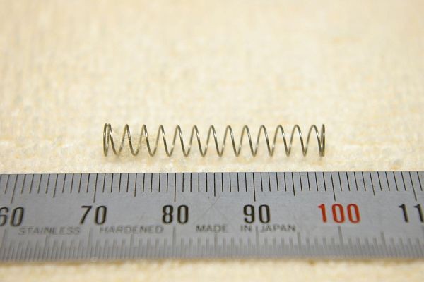 【MAB-0060】　圧縮ばね　外径φ4.2mm　線径φ0.32mm　自由長28mm_画像1