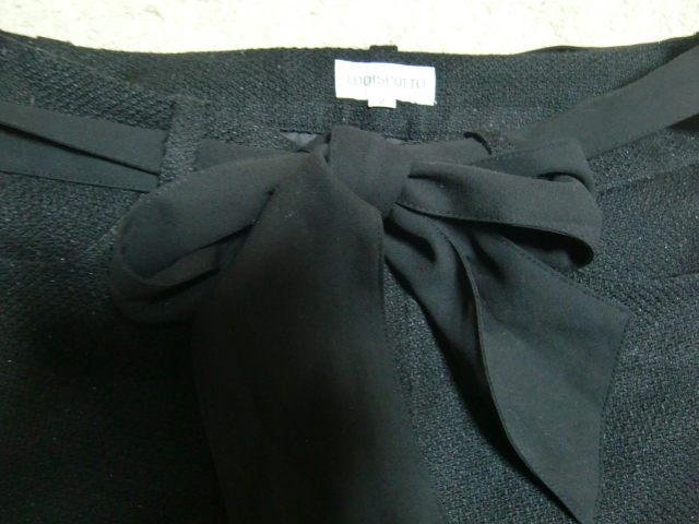 USED*LODISPOTTO waist Mark ribbon attaching black lame ba Mu da* pants size 2