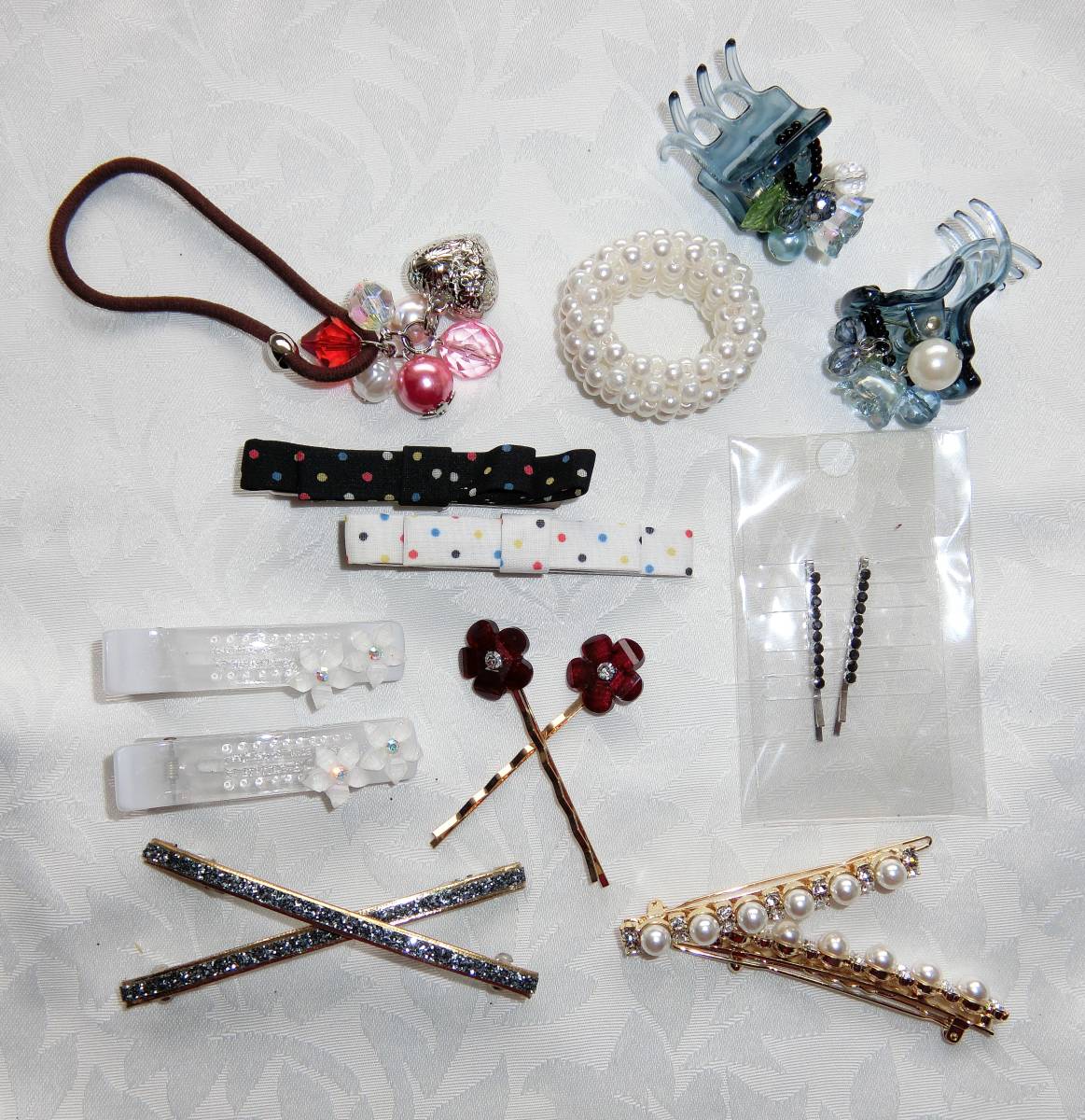 ! profit * hair accessory together hair elastic pin barrette * present wedding two next . party musical performance . go in . go in . type .. graduation ceremony!3