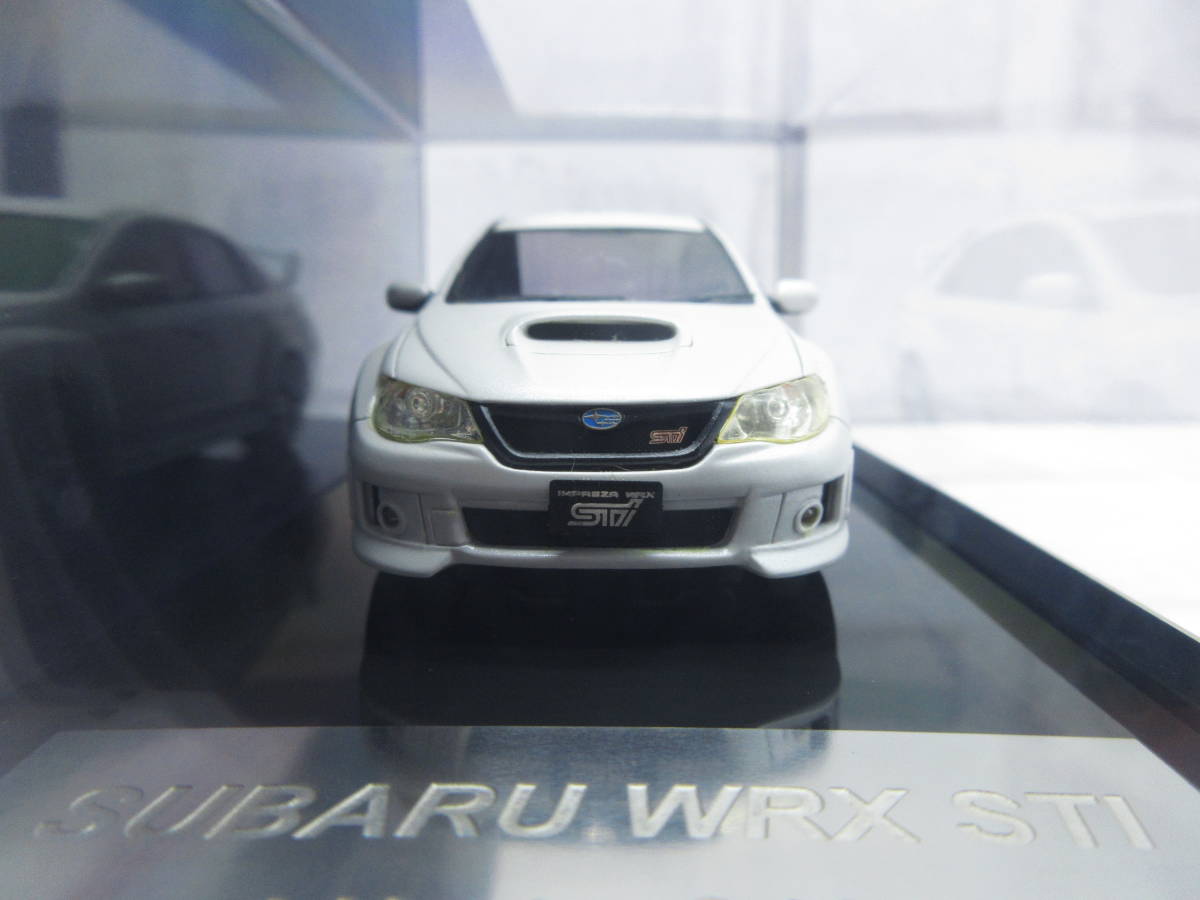 ミニカー　1/43　ウィッツ　WiT's　スバル　WRX STI A-line type S 4door　2012　サテンホワイトパール　モデルカー_画像2