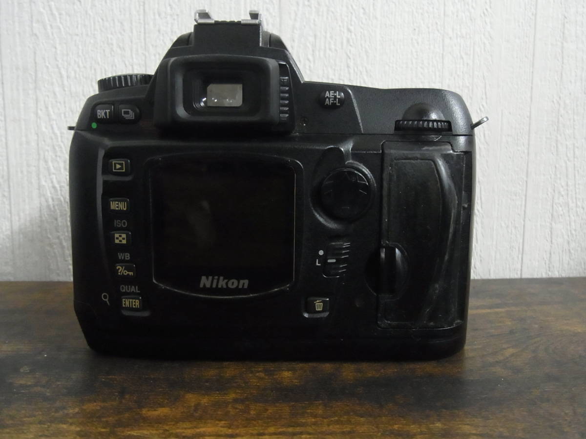 CE6/一眼 デジタルカメラ Nikon D70 バッテリー付き ニコン 詳細記載 他多数カメラ出品中_画像3
