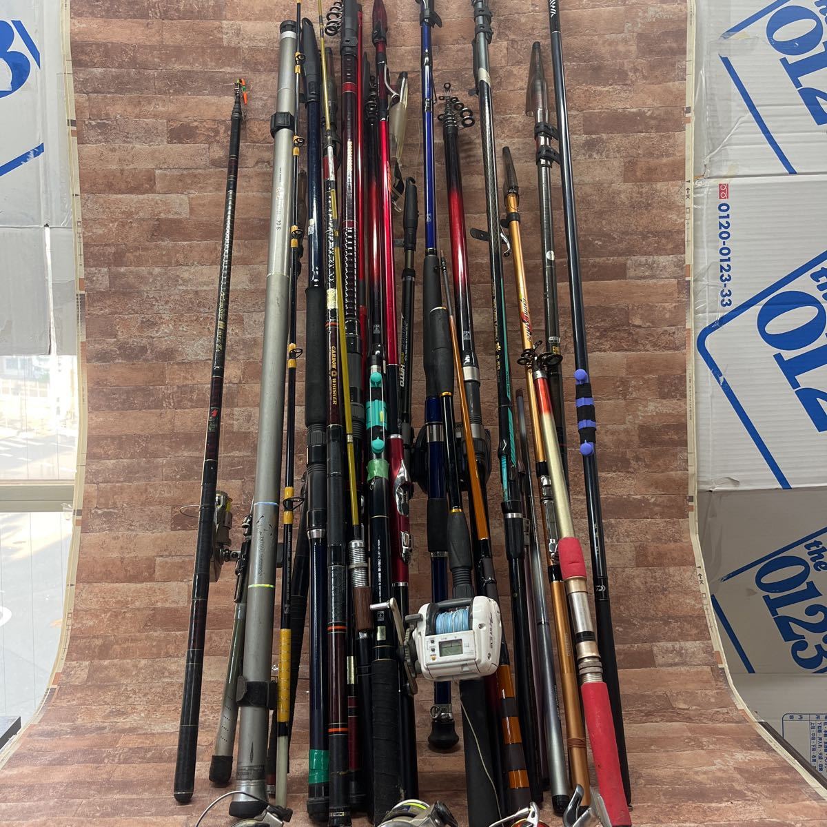 大量入荷 24本 シマノ SHIMANO ダイワ DAIWA 釣竿 リール まとめ売り 3