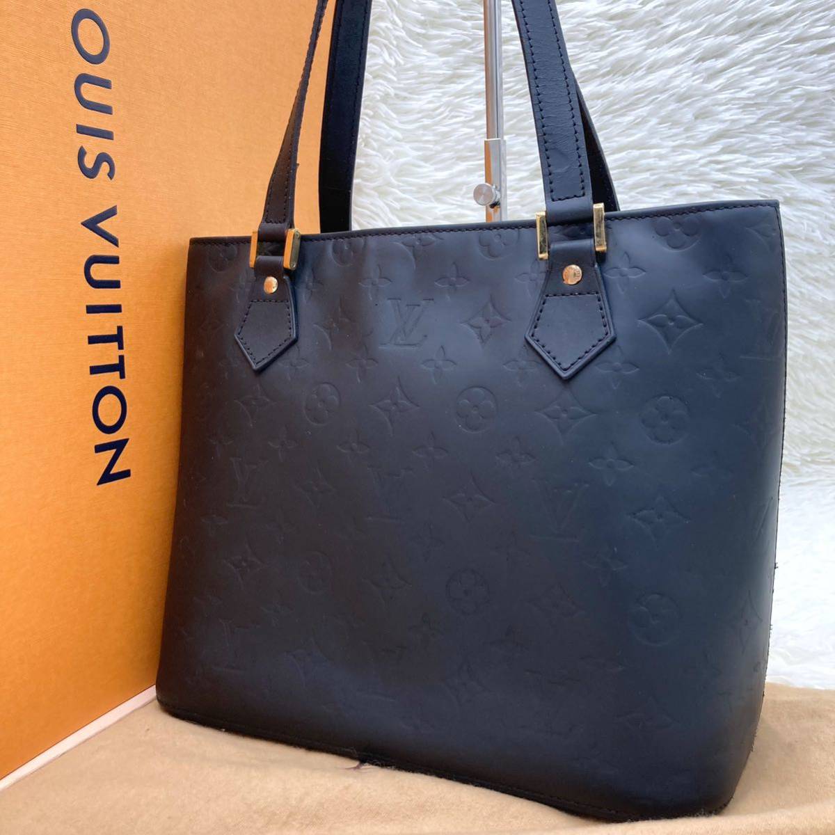 LOUIS VUITTON ルイヴィトン ヒューストン ヴェルニ マットブラック