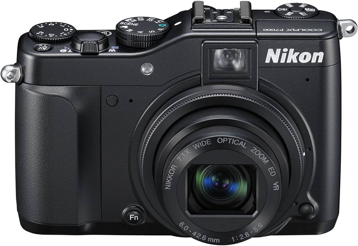Nikon デジタルカメラ COOLPIX P7000 ブラック 1010万画素 光学7.1倍ズーム(中古品)