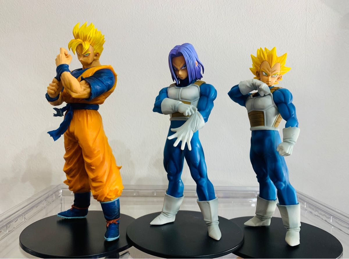 ドラゴンボール フィギュア 未来悟飯 トランクス ベジータ ドラゴンボール フィギュア 未来悟飯 トランクス ベジータ