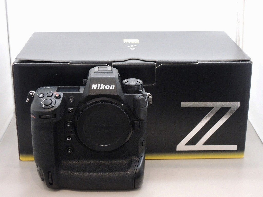 見事な創造力 Nikon ニコン ミラーレス一眼カメラ Z9 ボディ ニコン