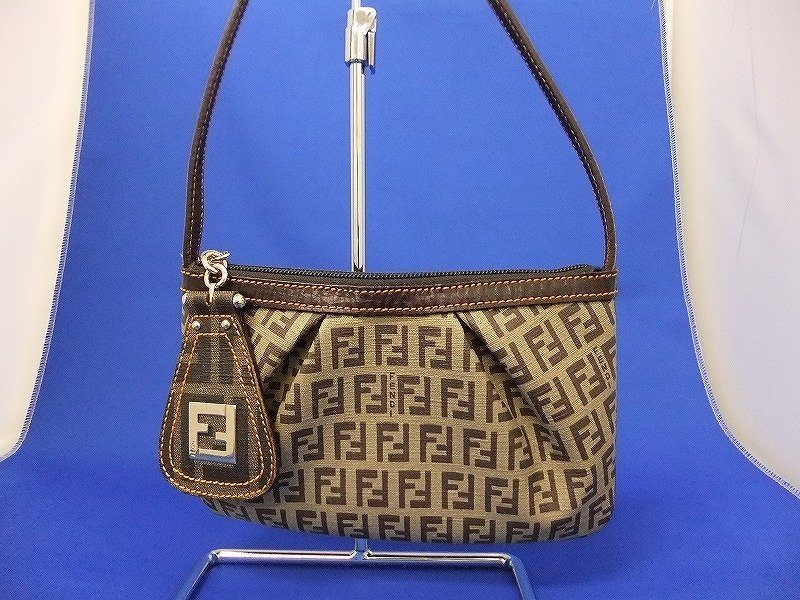 最安値挑戦】 フェンディ FENDI 2241-8BR566 茶ブラウン 美品ズッカ柄